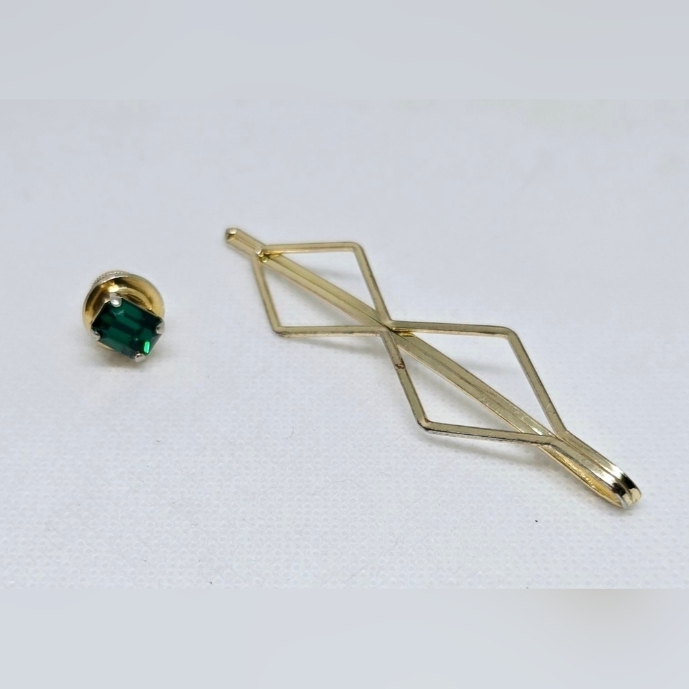 Gold Tone Tie Clip & Green Stone Lapel Pin Set Classic